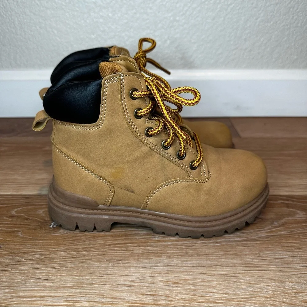 Wonder Nation Toddler Size 13 Wheat Brown Tan Tucker Boots